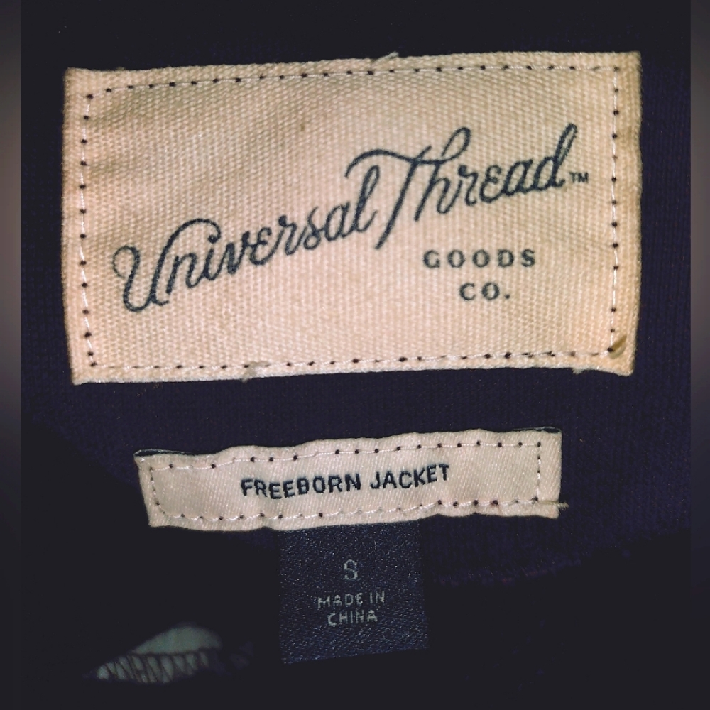 "Universal Thread" Wine Jacket - Picture 4 of 6